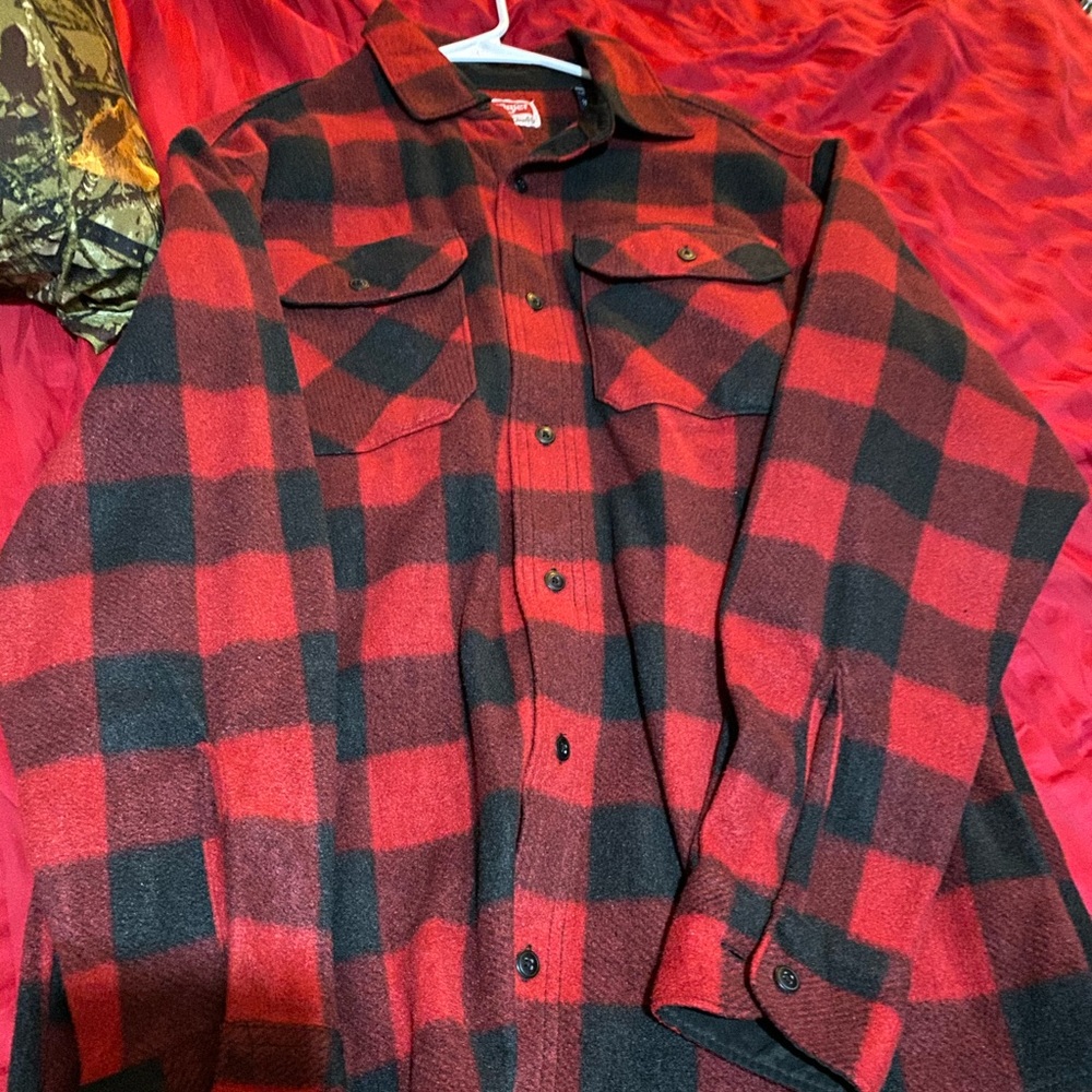 Men’s long sleeve shirt wrangler size M